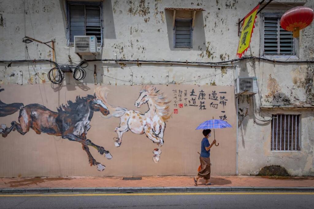 Leju 21 樂居 Explore Malacca From A Riverside House Bagian luar foto